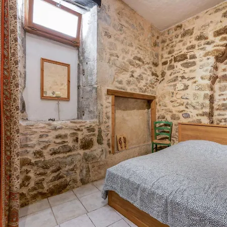 Holiday home Near The River In Minervois Bize-Minervois