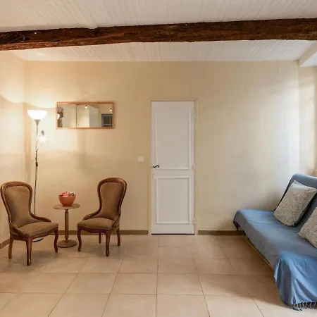 Holiday home Near The River In Minervois *